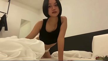 Hot Indonesian babe self-pleasuring to intense climax
